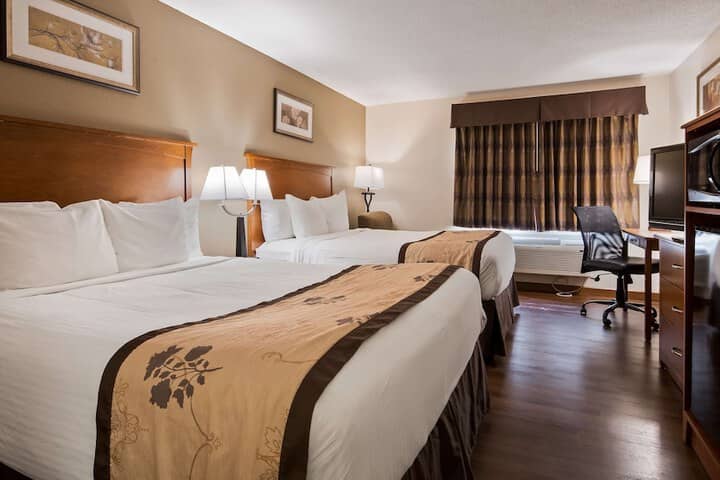 Room 10 of 22
