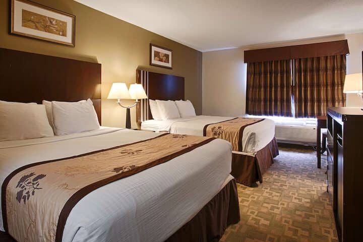 Room 11 of 22